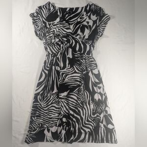 AB Studio Monochrome Zebra Pattern Fit & Flare V-Neck Short Sleeve Dress Size XL